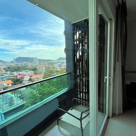 Emerald Terrace Apartments By Lofty Patong Екстериор снимка