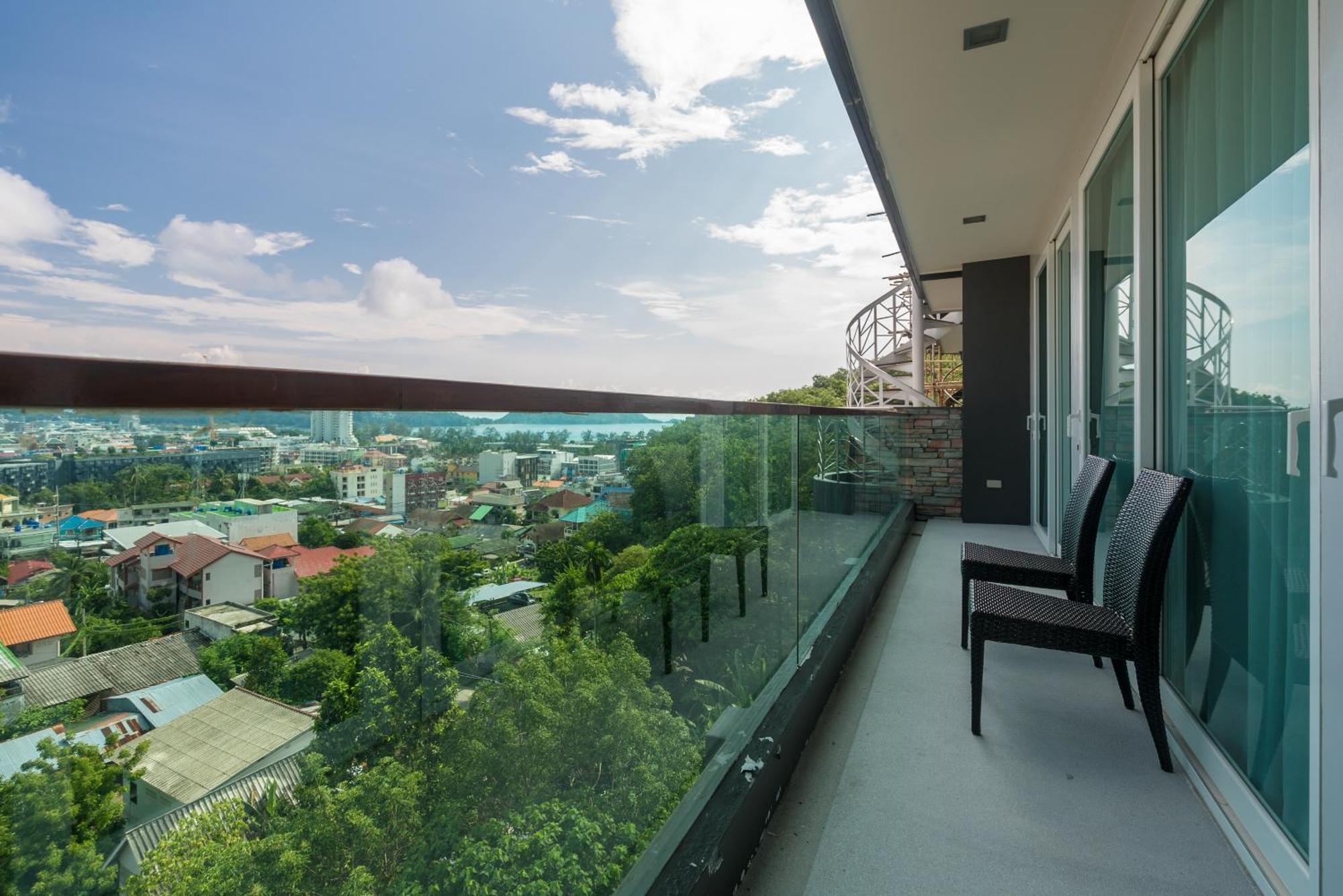 Emerald Terrace Apartments By Lofty Patong Екстериор снимка